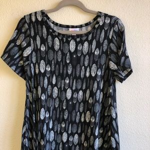 EUC LuLaRoe Feather Carly Dress